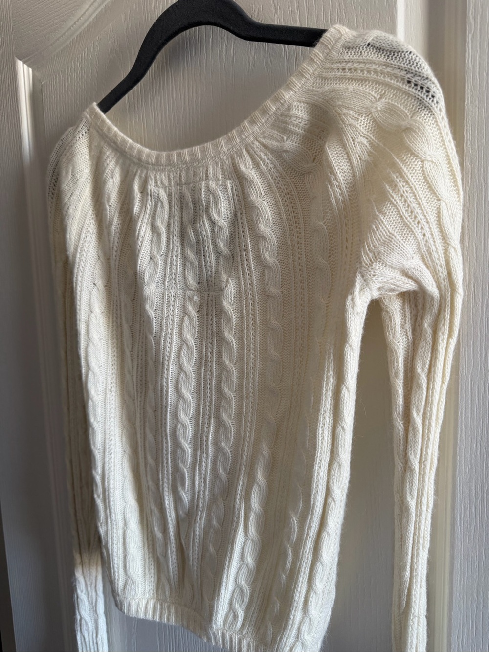 Abercrombie & Fitch Ivory Cable-Knit Buttoned Cardigan - Picture 8 of 8